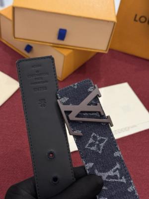 wholesale quality louis vuitton initiales monogram denim belt model no. 856